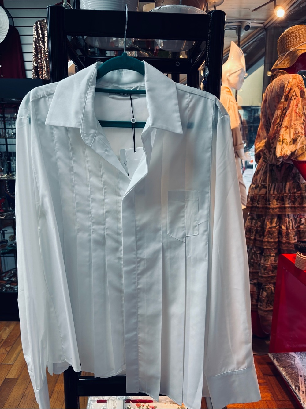 Woman  White Pleated Dress Shirt - Classic Collar